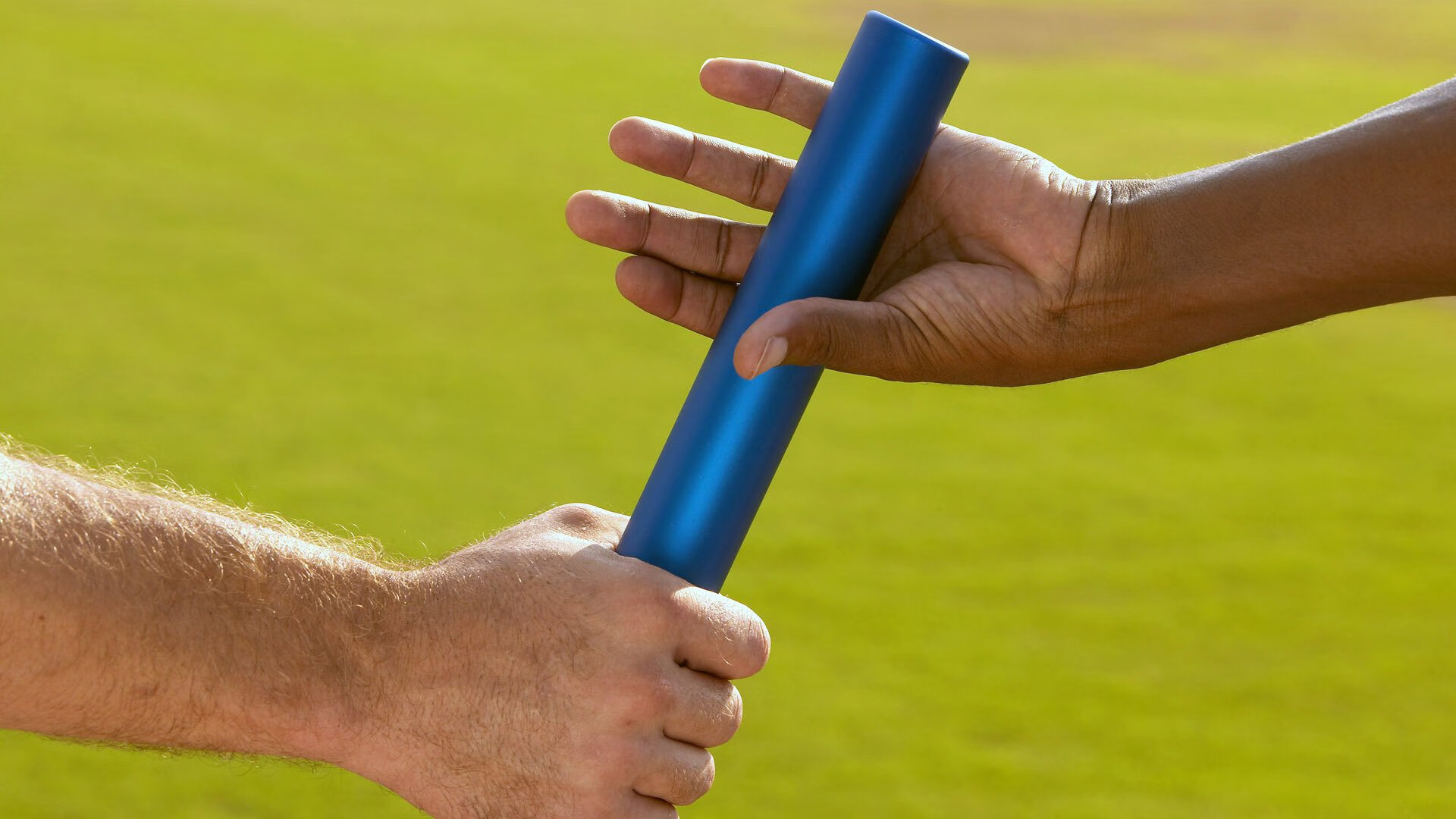 科技推动:虚拟现实与增强现实让比赛“身临其境”,虚拟现实增强现实的含义